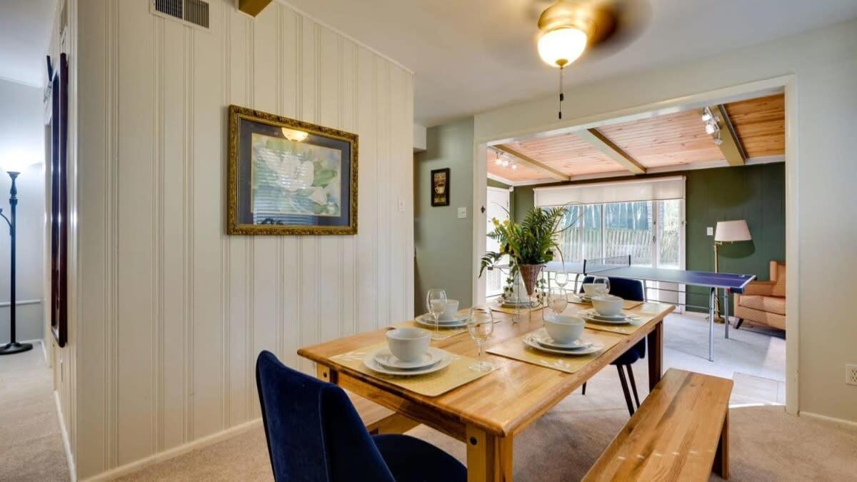 Halcyon Hangout-Mins To Downtown-Ping Pong-Pets Savannah Exteriör bild