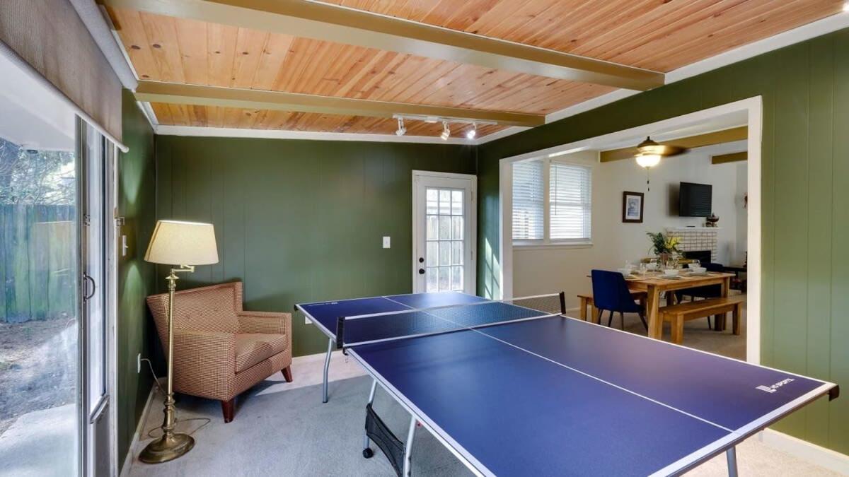 Halcyon Hangout-Mins To Downtown-Ping Pong-Pets Savannah Exteriör bild